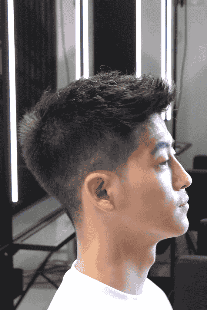 10 Men's Hairstyles for Short to Medium Hair 10 9. Faux Hawk